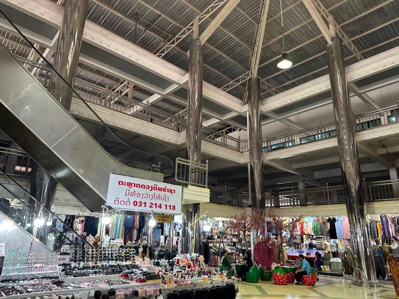 A semi-deserted shopping mall in Pakse - no customers and the upper floors unused