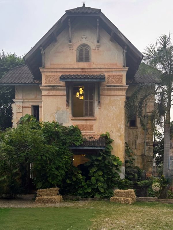 A colonial era house in Vientiane