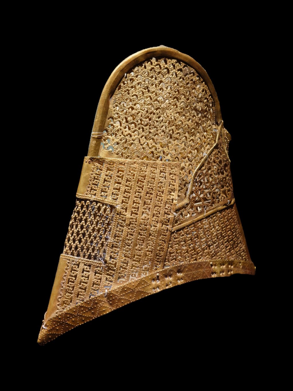 A Silla gold cap
